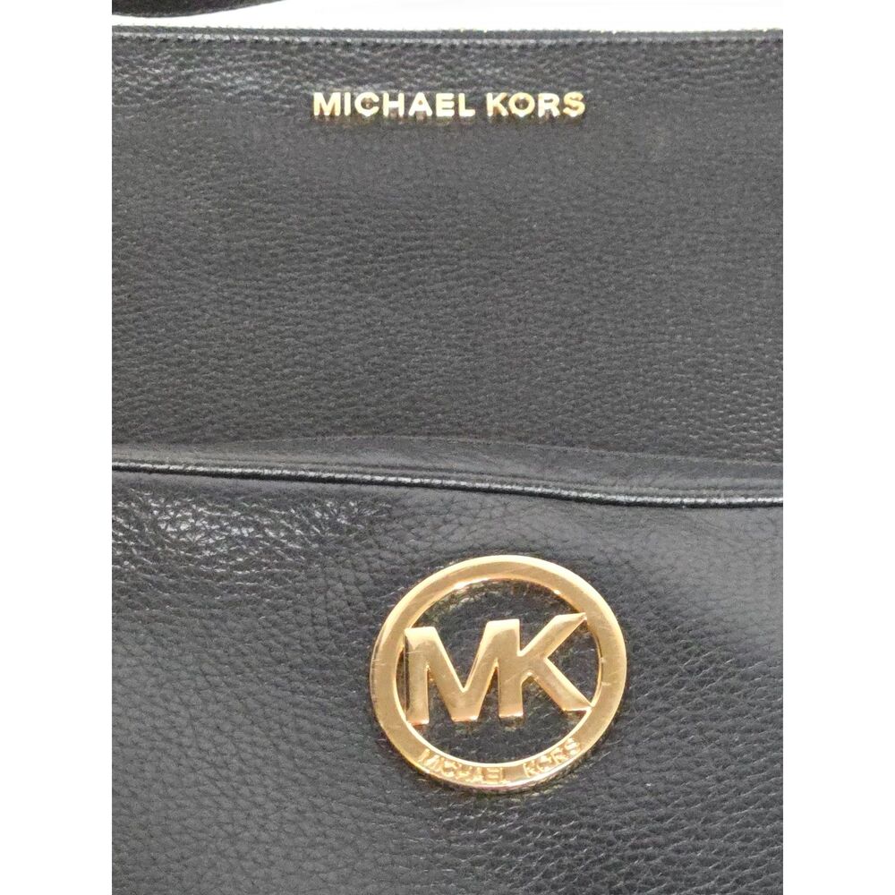 Michael Kors Fulton Crossbody & Pouch Bundle | Black Pebbled Leather | Gold - Picture 4 of 16